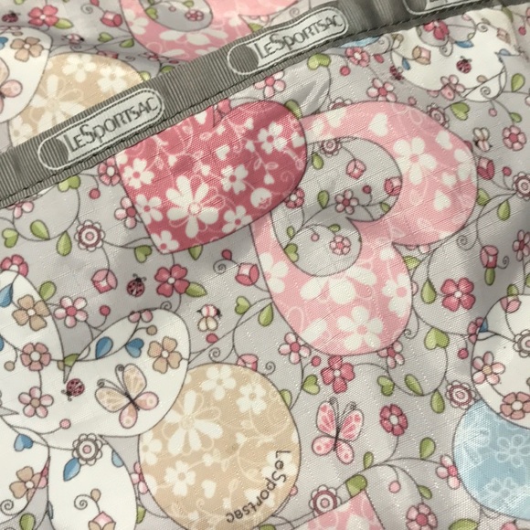 Lesportsac Crossbody Hearts Floral B.CN Bag Purse - Picture 2 of 5